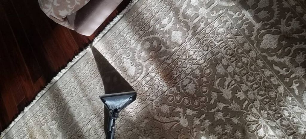 Ковер из вискозы